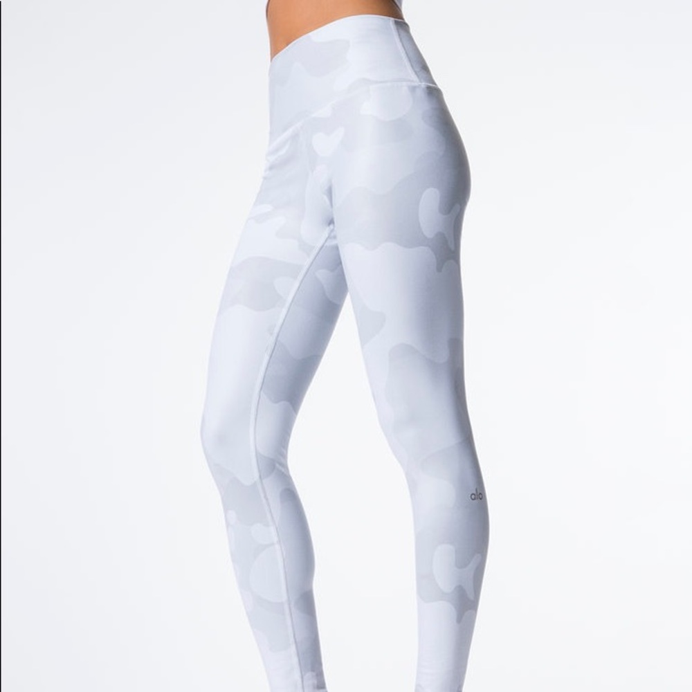 Alo Yoga High Waist Camo Legging